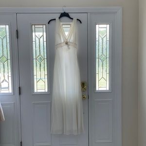 Beautiful white evening dress or prom dress!